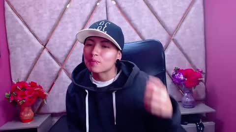 Snapshot of im_mathias chatting on February 1, 2:26 am mathias online show from February 1, 2:26 am