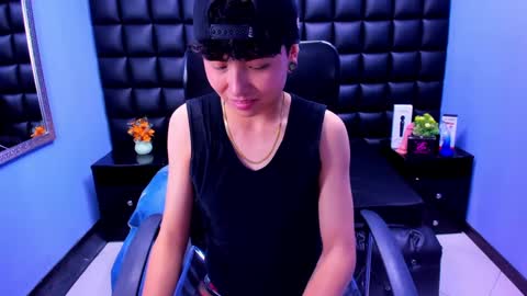 Snapshot of im_mathias chatting on September 13, 8:30 pm mathias online show from September 13, 8:30 pm