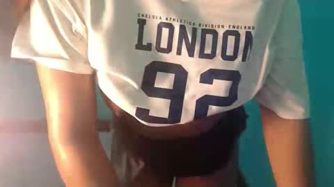 im_maxine20 online show from May 22, 12:29 am