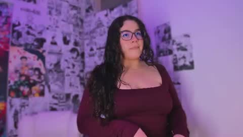 mei mei uwu online show from August 6, 1:40 am