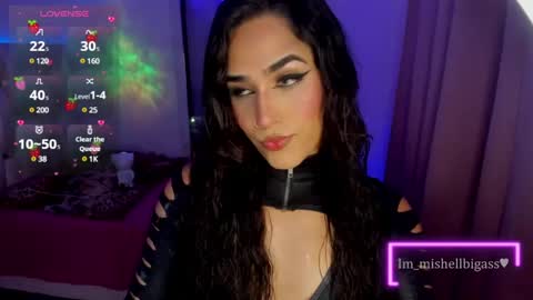 Snapshot of im_miabigass chatting on December 15, 8:19 am Mishell Martinez INSTAGRAM im mishellbigass online show from December 15, 8:19 am