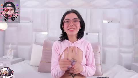 Moly  online show from November 6, 8:32 pm