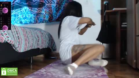 Cutie pie online show from December 12, 11:03 pm