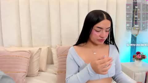 Snapshot of im_nika_ chatting on June 14, 2:08 pm Nika online show from June 14, 2:08 pm