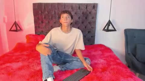 RALF online show from December 20, 7:54 pm