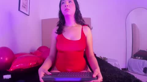 im tiffany  online show from February 16, 4:41 am