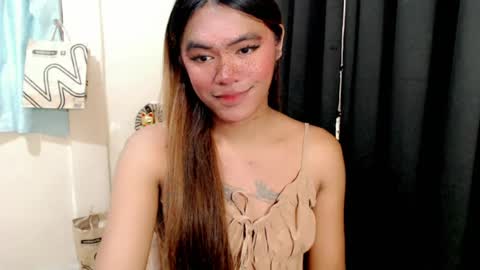Snapshot of im_yourfairyannaxx chatting on August 9, 10:09 am im_yourfairyannaxx online show from August 9, 10:09 am