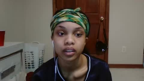 scarlett amour online show from February 7, 8:44 am