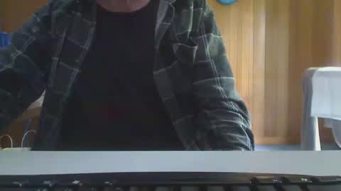 Aussie Guy online show from April 10, 4:06 am