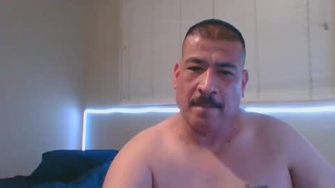 imbackmandosuknw online show from December 23, 8:11 am