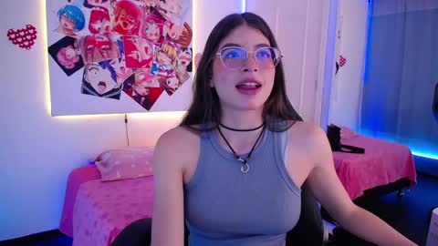 Chloe online show from September 17, 8:54 pm