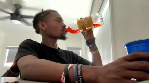 imchokingchicken online show from September 24, 10:13 pm