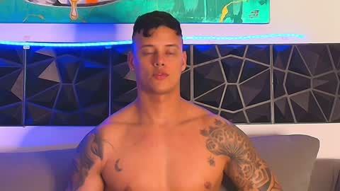 imconor online show from February 9, 1:11 am