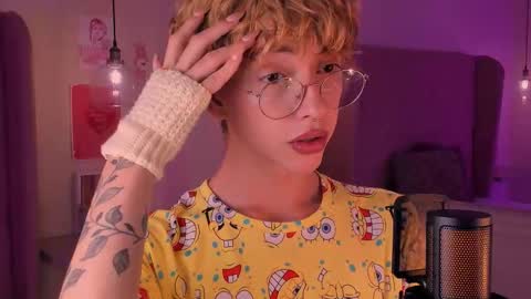 Damiano online show from October 18, 8:42 pm