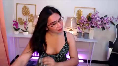 Snapshot of imdestined_foryou chatting on January 7, 8:10 pm Ashley online show from January 7, 8:10 pm