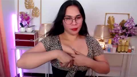 Snapshot of imdestined_foryou chatting on January 14, 7:11 pm Ashley online show from January 14, 7:11 pm