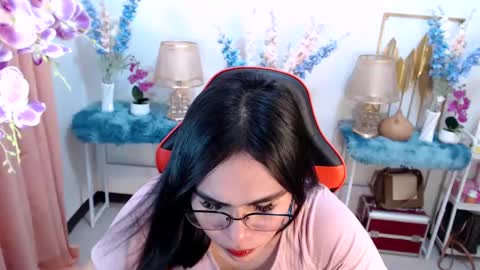 Snapshot of imdestined_foryou chatting on February 5, 5:09 am Ashley online show from February 5, 5:09 am