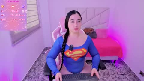  independient model online show from November 19, 11:43 am