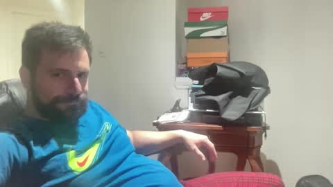 imightgetnaked online show from June 8, 3:40 am