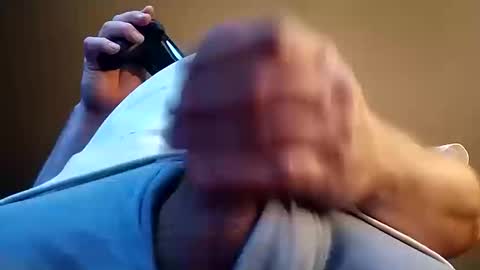 Iminyourroom online show from October 18, 7:53 am