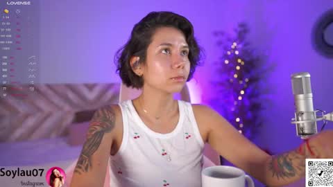 imjess_ online show from October 23, 2:22 am