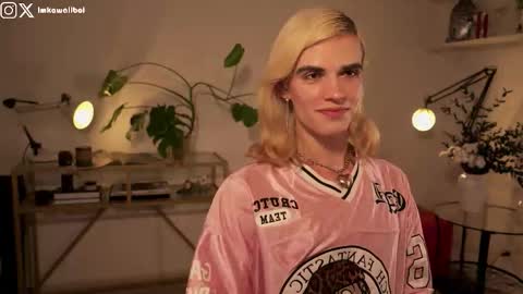 sasha hethey online show from October 8, 6:38 pm