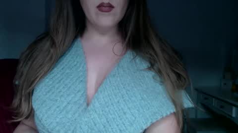 Snapshot of immouss chatting on January 7, 11:07 pm Pola online show from January 7, 11:07 pm