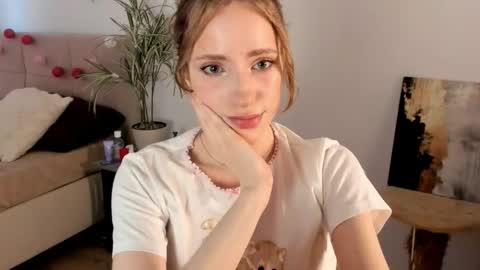 Snapshot of imogensy chatting on May 24, 3:17 pm my name Imo Fansly online show from May 24, 3:17 pm