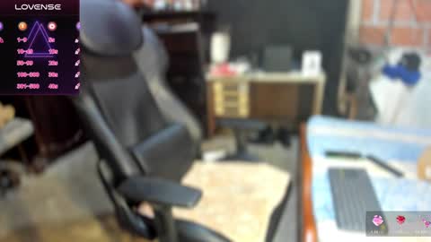 Snapshot of imperion_king chatting on January 13, 6:27 am Imperion King online show from January 13, 6:27 am