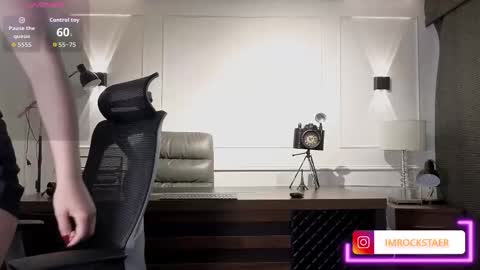 Snapshot of imrockstaer chatting on February 24, 7:34 pm Karen online show from February 24, 7:34 pm