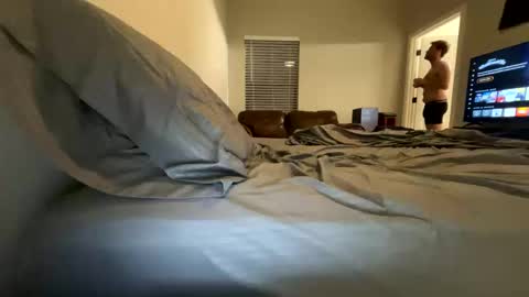 imshyguy32111 online show from November 29, 10:40 am