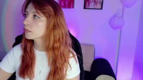 Sienna online show from February 9, 10:03 pm