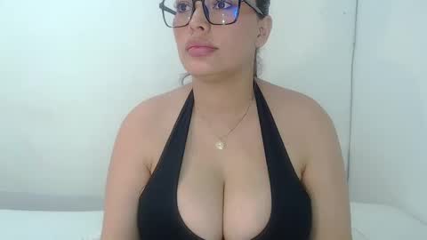 imsweetlips online show from September 19, 8:20 pm
