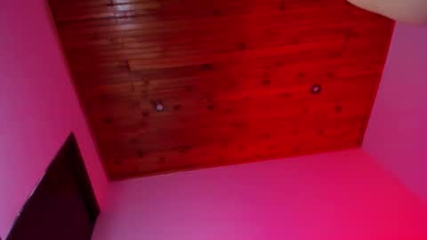 Snapshot of imven980 chatting on December 3, 10:18 pm imven980 online show from December 3, 10:18 pm