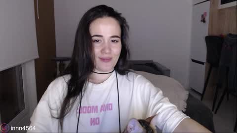 Snapshot of in_yan chatting on February 24, 5:00 pm Lin online show from February 24, 5:00 pm