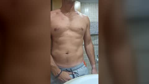 Snapshot of incognitos_recuerdos chatting on June 15, 8:16 am incognitos_recuerdos online show from June 15, 8:16 am