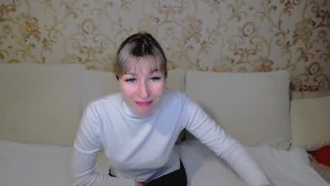 incredible_ariela online show from December 4, 11:52 am