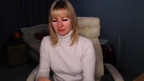 incredible_ariela online show from January 5, 10:32 am
