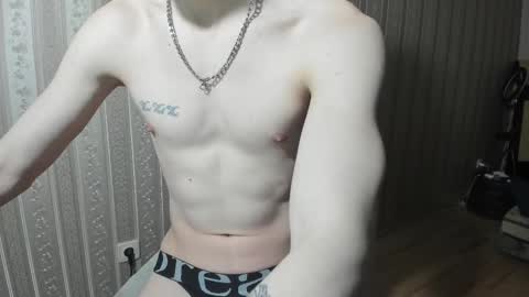 IncredibleGuy online show from March 2, 1:15 am