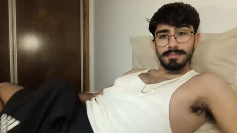 Snapshot of incubusszz chatting on January 8, 3:08 am incubus online show from January 8, 3:08 am