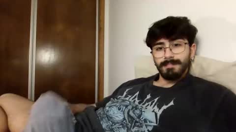 Snapshot of incubusszz chatting on February 1, 4:24 am incubus online show from February 1, 4:24 am