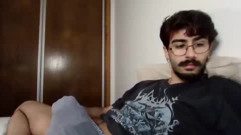 Snapshot of incubusszz chatting on February 18, 10:05 am incubus online show from February 18, 10:05 am