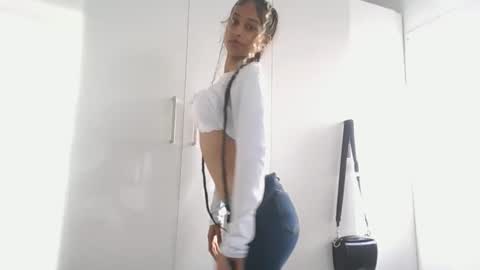 indanbella19 online show from April 24, 5:10 am