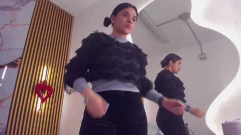 Indi Catalina online show from March 30, 12:17 pm