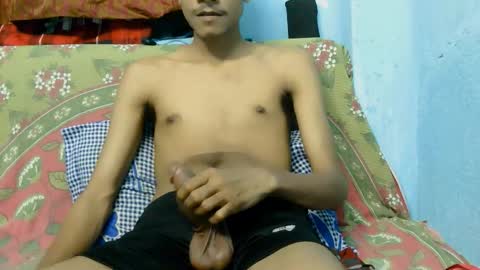 Snapshot of indian_bengali_boy chatting on September 11, 11:38 pm Suman Leo online show from September 11, 11:38 pm