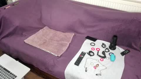 indian_exhibitionist online show from December 21, 10:17 pm