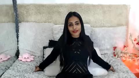 Snapshot of indian_swaggerliciousx chatting on September 19, 11:49 pm Jazmin online show from September 19, 11:49 pm