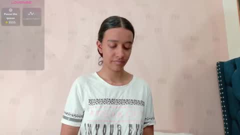 indianbeautiful online show from October 25, 12:40 am