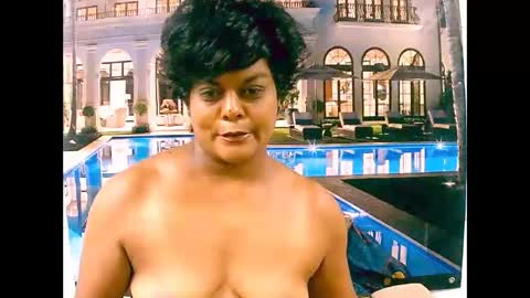 Snapshot of indiancherrypie chatting on January 6, 12:24 pm indiancherrypie online show from January 6, 12:24 pm