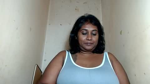 Snapshot of indiancoco chatting on June 23, 6:17 pm candice online show from June 23, 6:17 pm